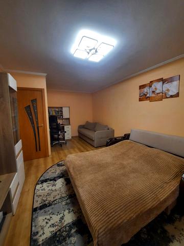 Олега Мудрака вул. (Генерала Наумова), 19