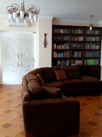 Олександра Кониського вул., 46/11