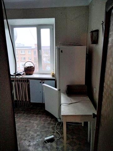 М.Холодная Гора, продам 2ух комн.кварт.,Залютино