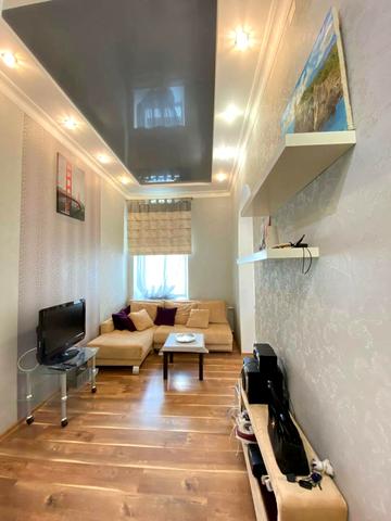 Гуданова вул., 5