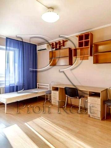 Продаж 3 кімн. квартири,Оболонський пр.34,Оболонь,Мінська,Героїв Дніпр