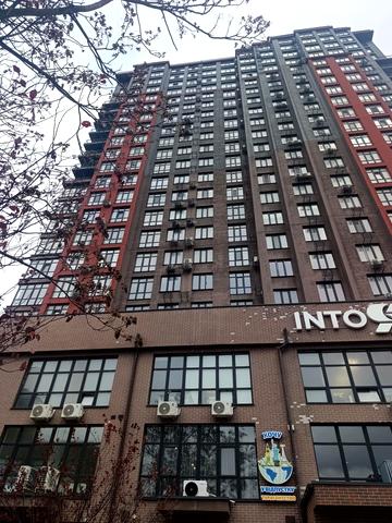 Академіка Філатова вул., 2 к1