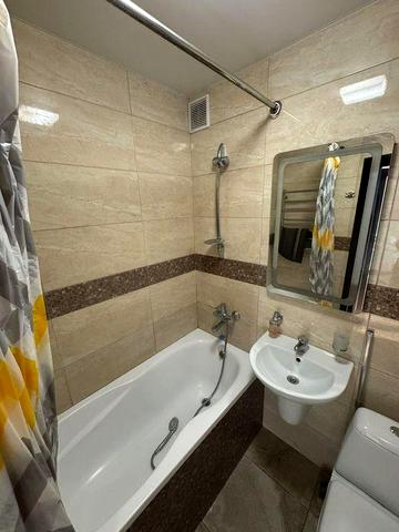 Доглянута 2к з капітальним ремонтом Центр. Усе залишається! 36501