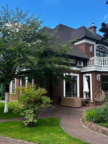 Заповідна, 10