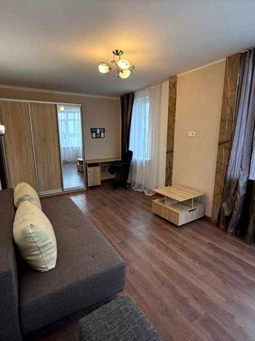 Оренда видової євродвушки, Позняки, вул. Гмирі 17, площа 47 м²