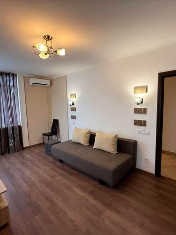 Бориса Гмирі вул., 17