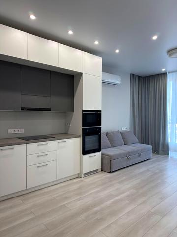 Сімферопольська вул., 2-П