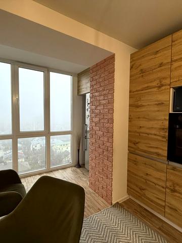 Коцюбинського вул., 5-Б