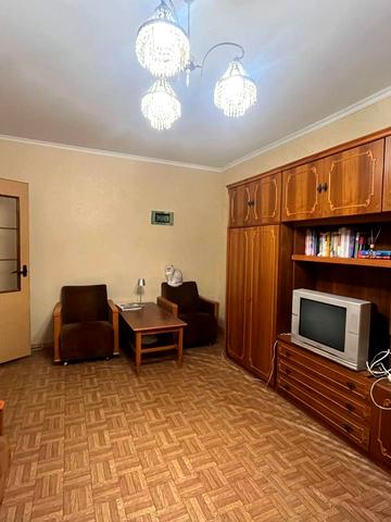 Вишняківська вул., 7-Б