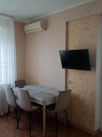 Перша сдача!!! Двокімнатна з ремонтом!!! Йорданська 1 !