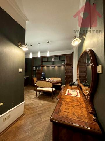 Августина Волошина вул., 7