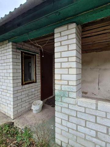 Продаж будинку в центрі с. Пашківка з ділянкою 25 соток