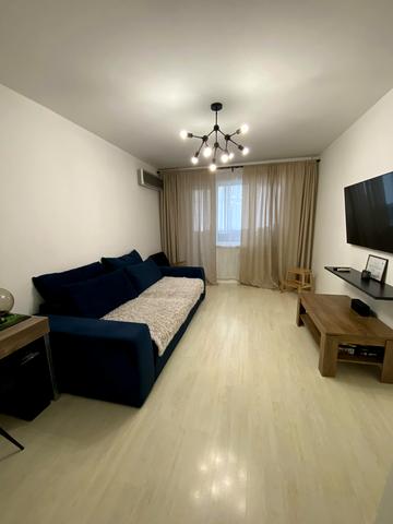 Олімпійська вул., 19