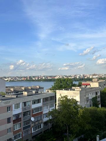 Петриківська вул., 9