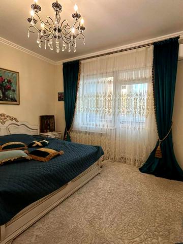 Августина Волошина вул., 3-А