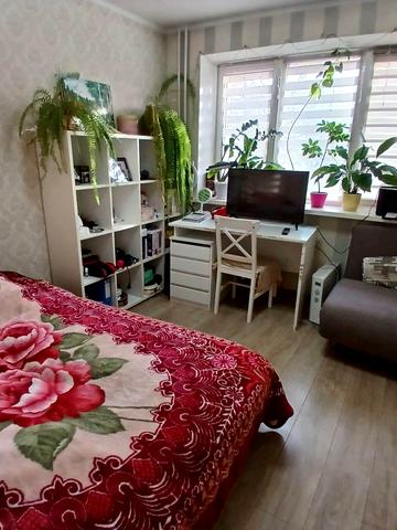 Академіка Філатова вул., 47/3