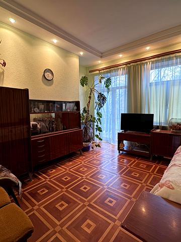 Китаєнка вул., 3б