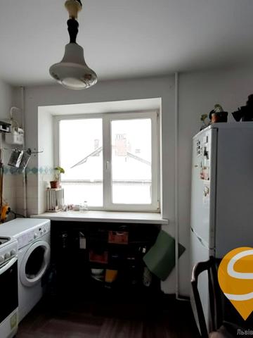 Панаса Мирного вул., 43