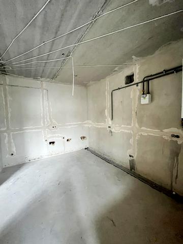 Василя Стуса вул., 34