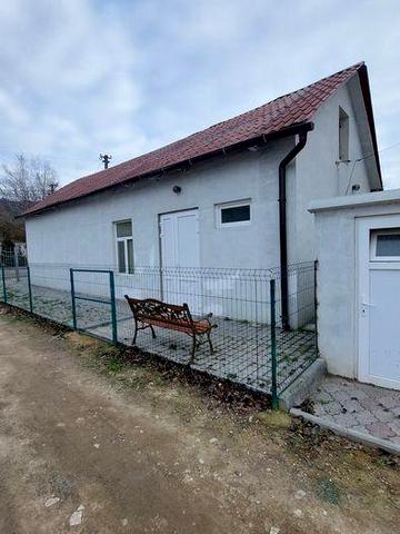 Продам будинок. Пр-т Незалежності,5.