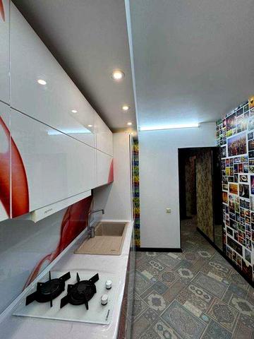 Продам 2к. квартиру на пр. Героїв, буд. 9