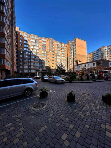 Чорновола вул., 29