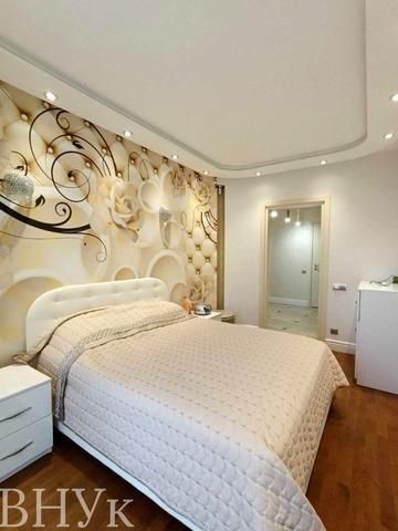 Василя Стуса вул., 44