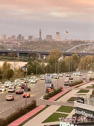 Дніпровська набережна вул., 17-К