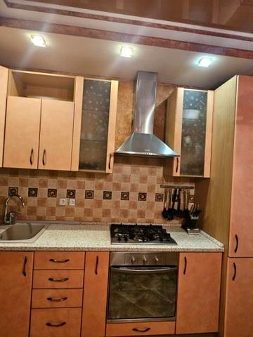 Четырехкомнатный люкс недалеко от центра города на 5 отдельных спальных мест