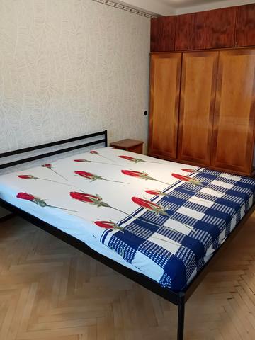 Русанівська набережна вул., 12