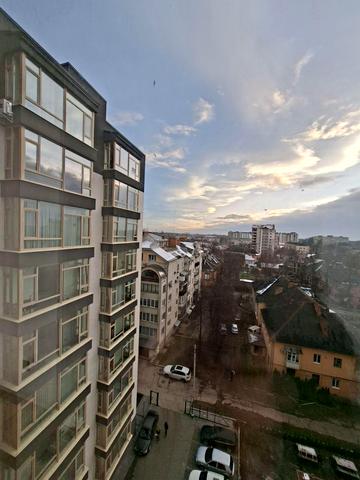 Августина Волошина вул., 2-Б