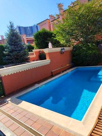 Аренда дома на ФОНТАНЕ 450м², 6 спален, вид на море!