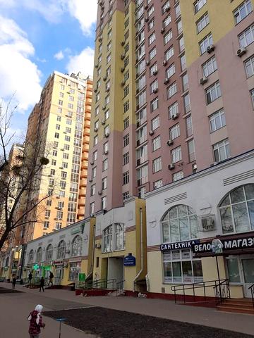 Гната Хоткевича вул. (Червоногвардійська), 10