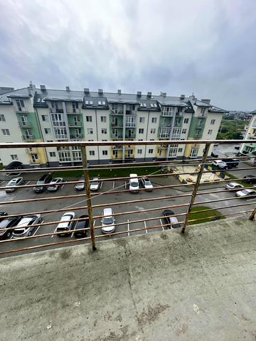 Весняна вул., 4