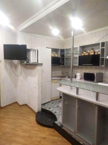 Сдаётся 3 комнатная квартира в центре, mar