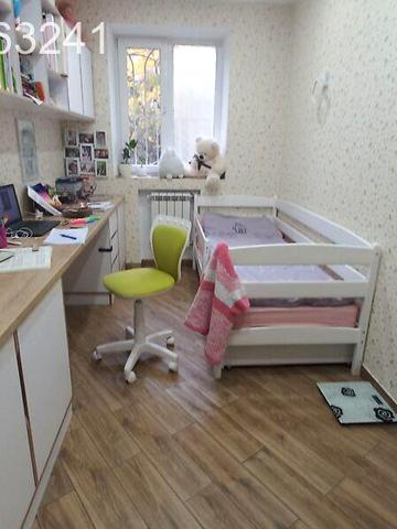 Продаж 3к Квартира Космонавтів вулиця