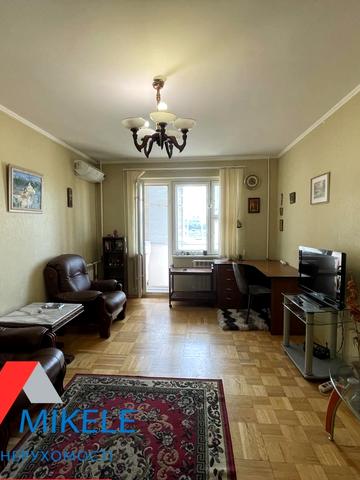 Професора Павловського вул. (Боткіна), 3