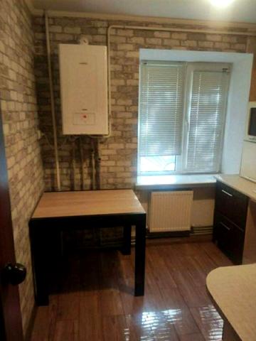 Продам 2 кімнатну квартиру в центрі міста