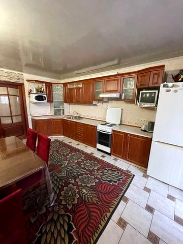 Робоча вул., 152