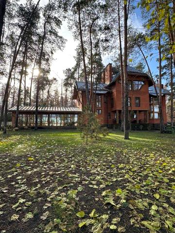 Продам просторный дом в Песчанке 450 м2