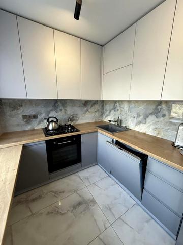 Амосова вул. (Корчагінців), 5