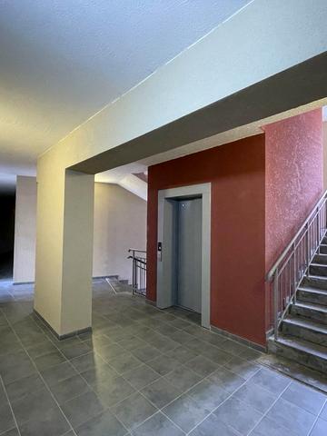 Промислова вул., 1-М