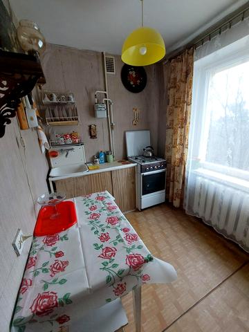 Великотирновська вул., 32