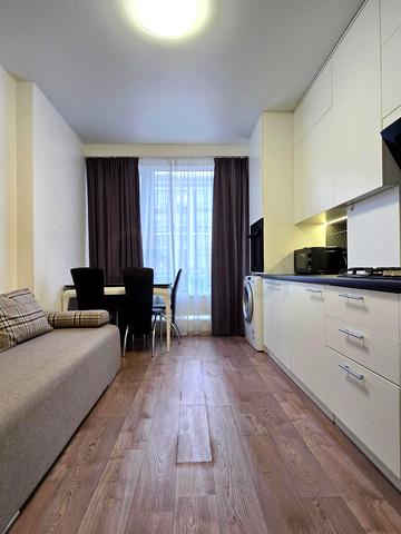 Григорія Сковороди вул., 17