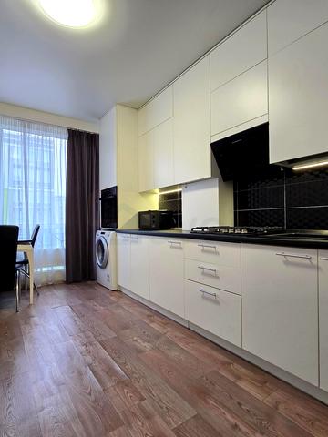 Григорія Сковороди вул., 17