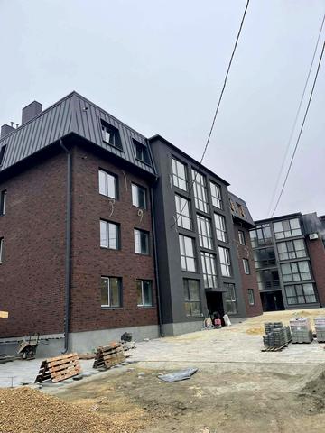 Білогірська вул., 17