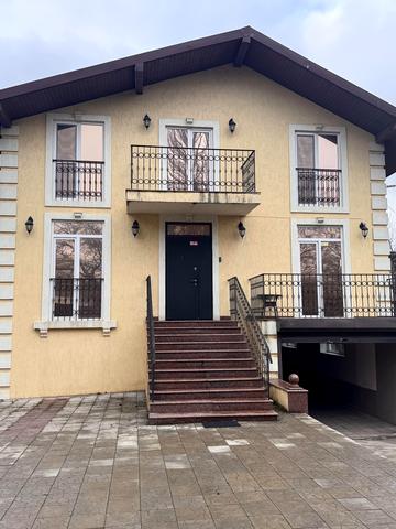 Продольна , 69