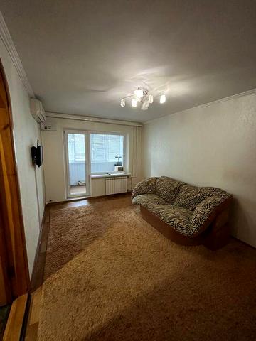 Сдам 2к.кВ-ру на Космосе ул.Космическая 3/9