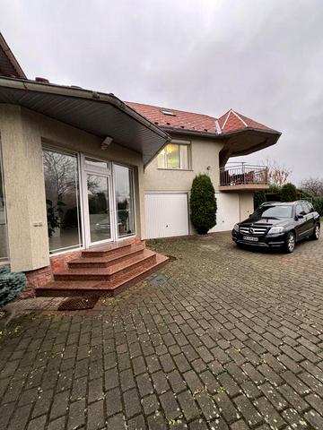 Квартира в часному будинку.