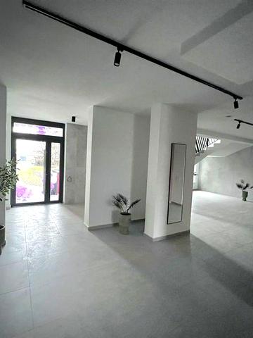 Продається 2-х кімнатна здана новобудова р-н ТЦ Майдан ЖК Янтарний